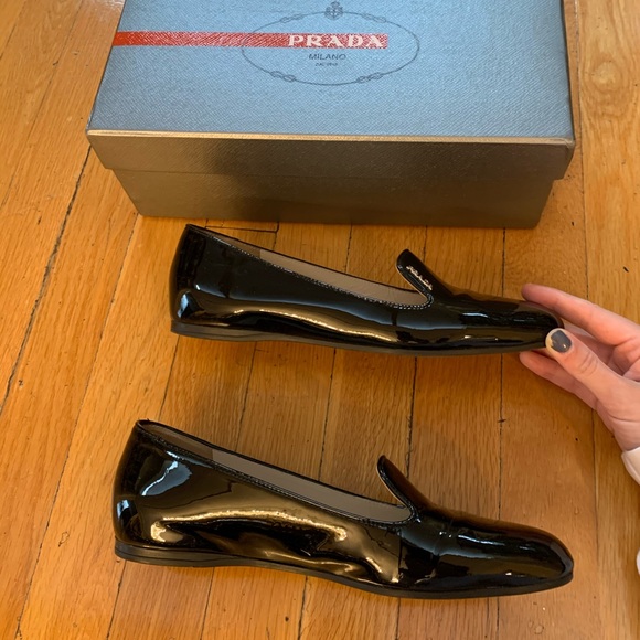 Prada black patent leather flat loafers size 38.5 - Picture 9 of 12
